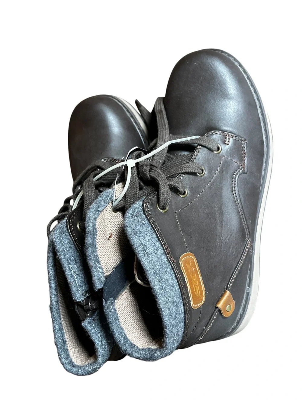 US 4 Skechers Gravlen Brown Kids boot with Grey Fleece Collar